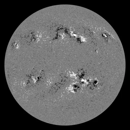 Solar Magnetic Fields