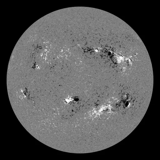 Solar Magnetic Fields