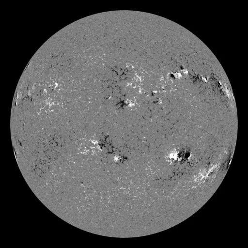 Solar Magnetic Fields