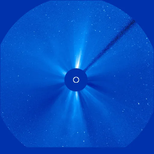 Дальняя корона Солнца