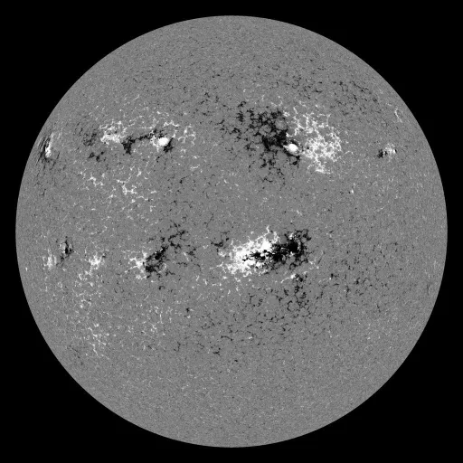 Solar Magnetic Fields