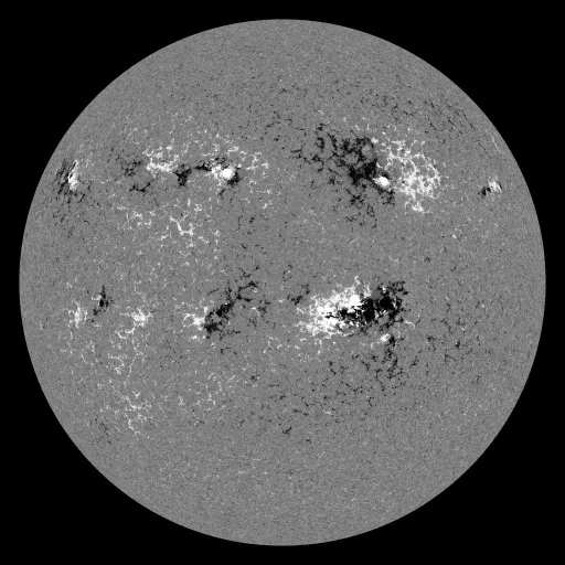 Solar Magnetic Fields
