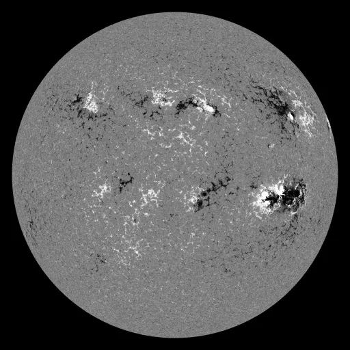 Solar Magnetic Fields