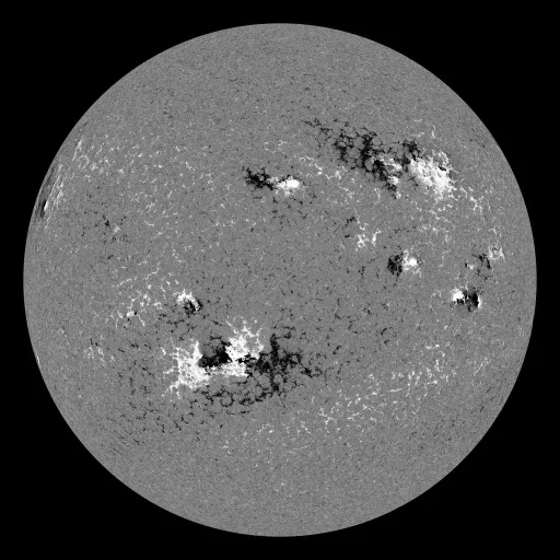 Solar Magnetic Fields