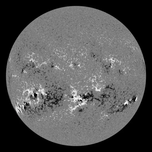 Solar Magnetic Fields