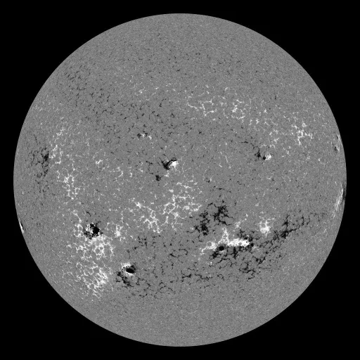 Solar Magnetic Fields
