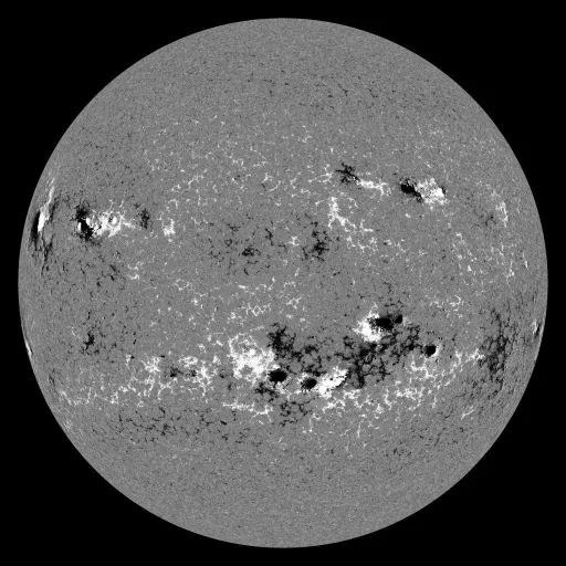Solar Magnetic Fields