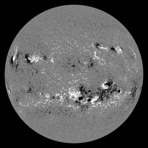 Solar Magnetic Fields
