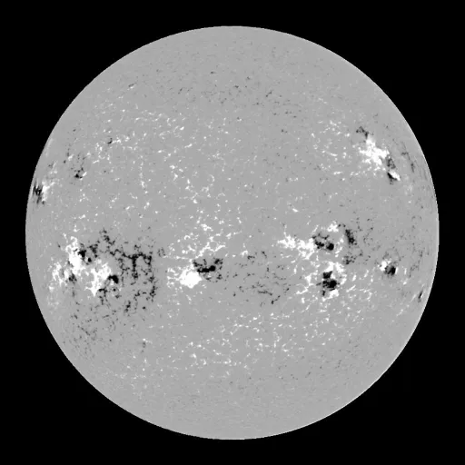 Solar Magnetic Fields