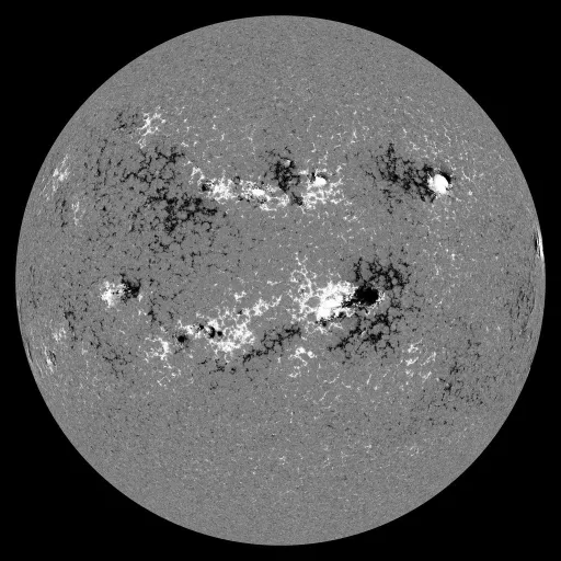 Solar Magnetic Fields