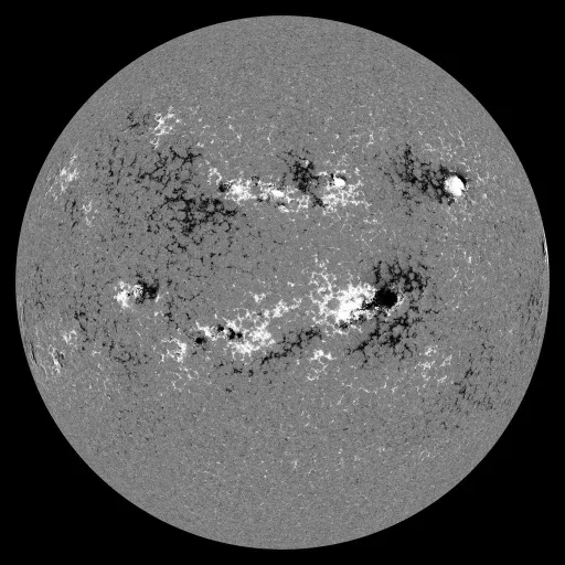 Solar Magnetic Fields