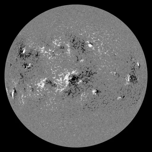 Solar Magnetic Fields