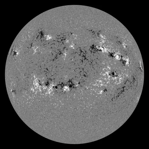 Solar Magnetic Fields