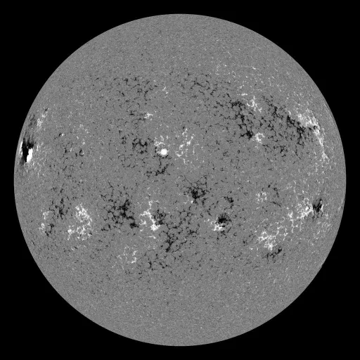 Solar Magnetic Fields