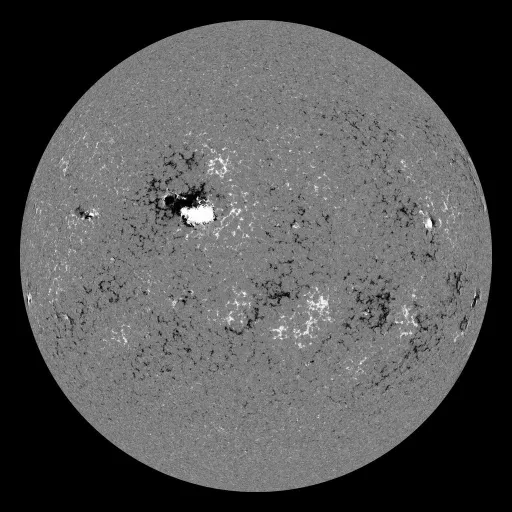 Solar Magnetic Fields