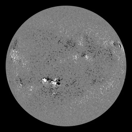 Solar Magnetic Fields