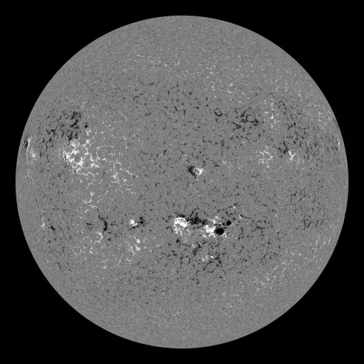 Solar Magnetic Fields