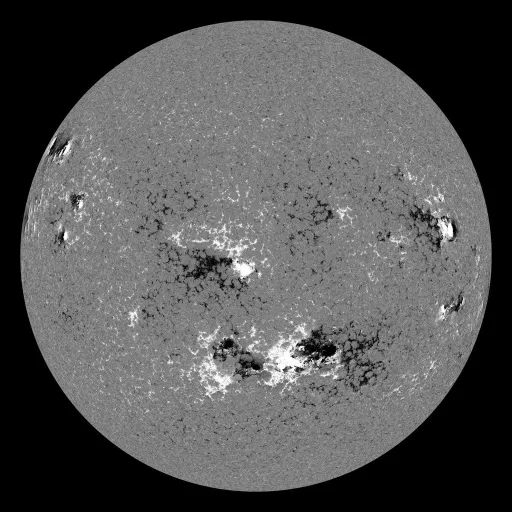 Solar Magnetic Fields