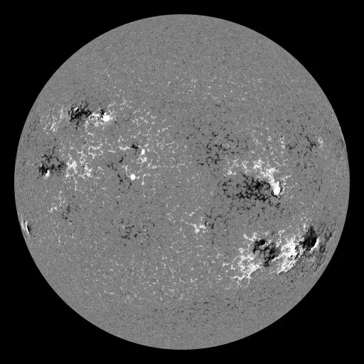 Solar Magnetic Fields