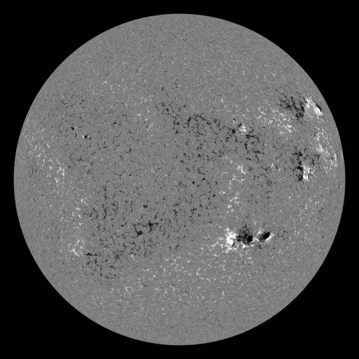 Solar Magnetic Fields