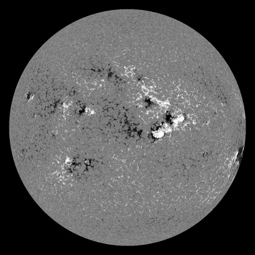 Solar Magnetic Fields