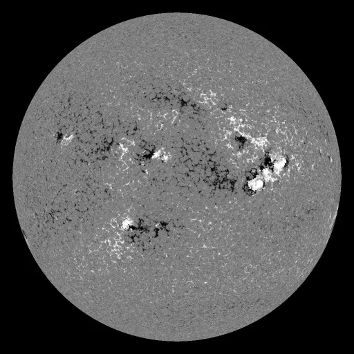 Solar Magnetic Fields