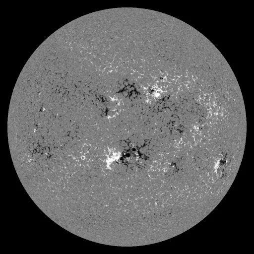 Solar Magnetic Fields