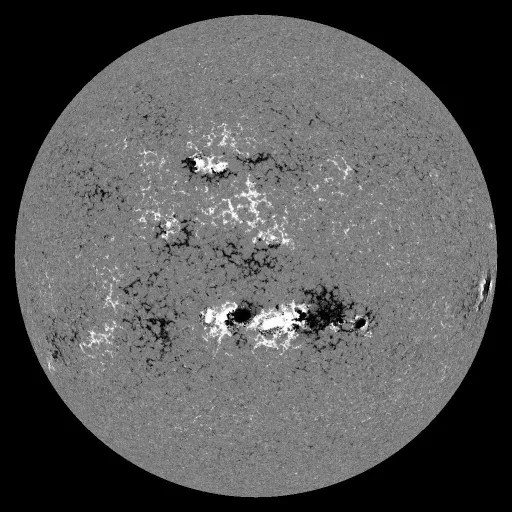 Solar Magnetic Fields