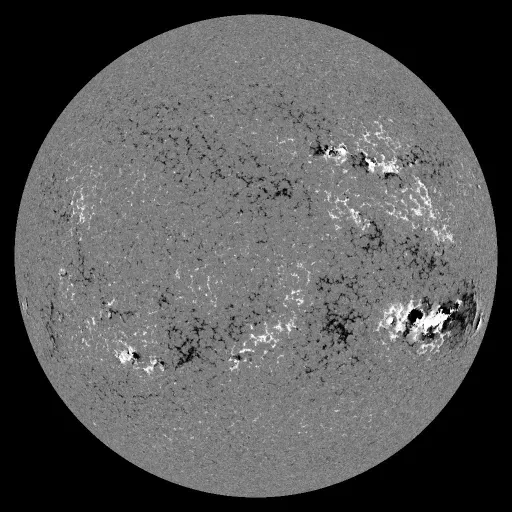 Solar Magnetic Fields