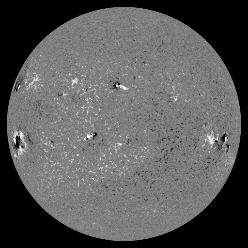 Solar Magnetic Fields