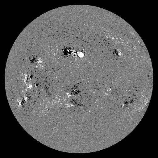 Solar Magnetic Fields