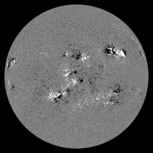 Solar Magnetic Fields