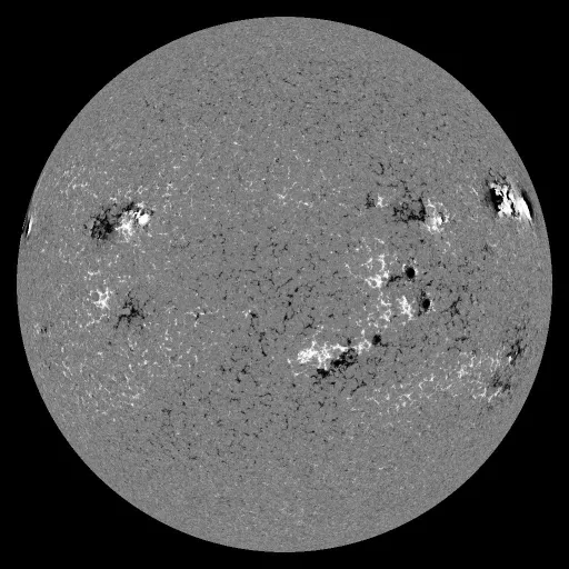 Solar Magnetic Fields