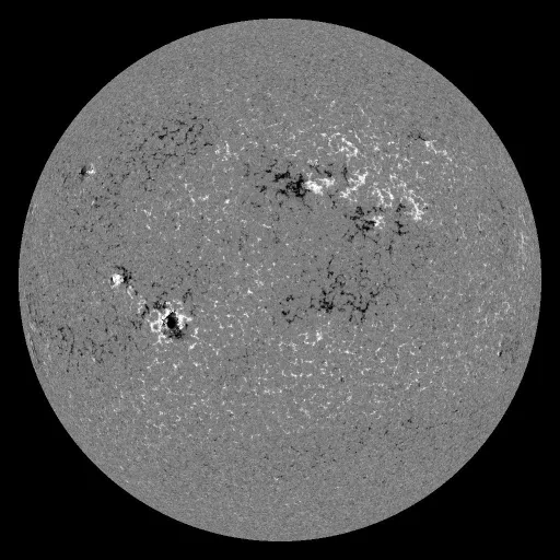 Solar Magnetic Fields