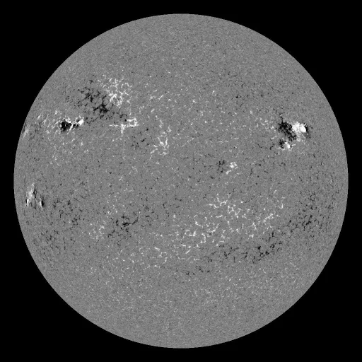Solar Magnetic Fields