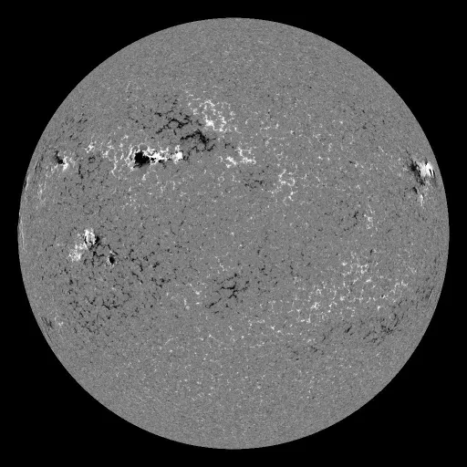 Solar Magnetic Fields