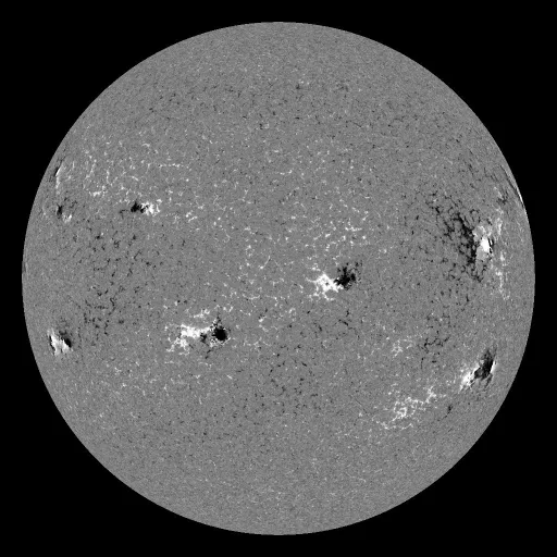 Solar Magnetic Fields