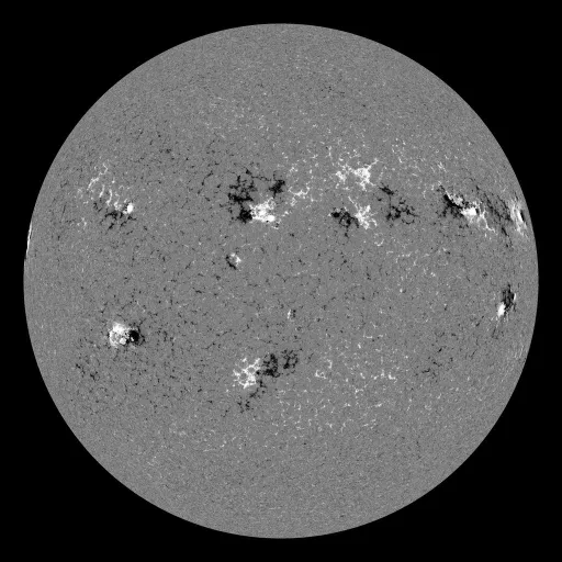 Solar Magnetic Fields