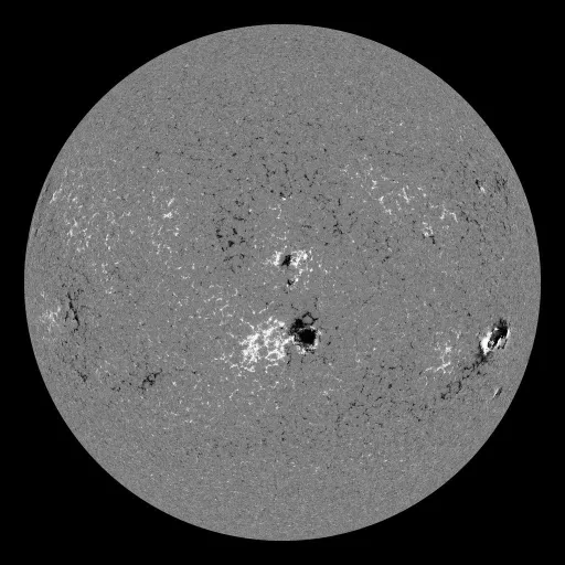 Solar Magnetic Fields