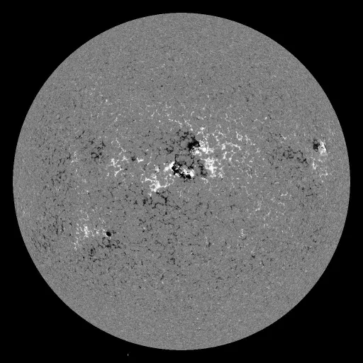 Solar Magnetic Fields