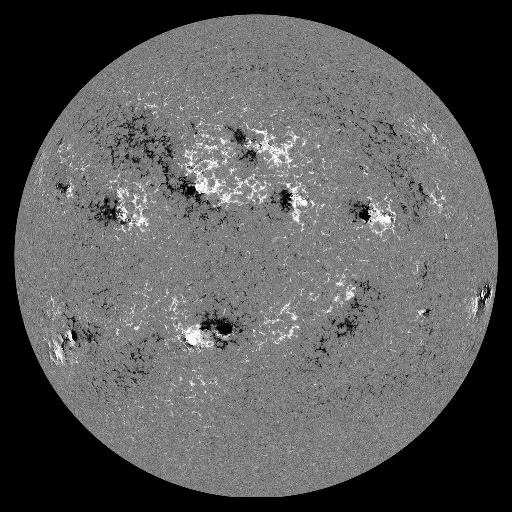 Solar Magnetic Fields