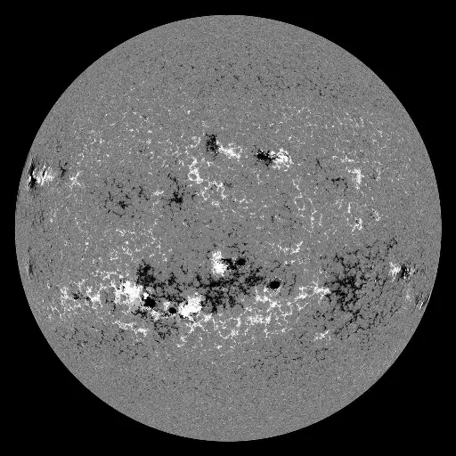 Solar Magnetic Fields
