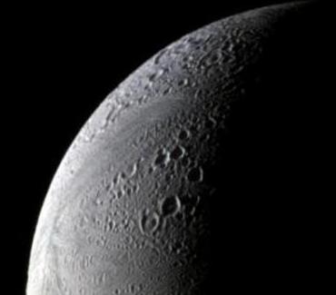 Astronomy news: Saturnian Moon Shows Evidence Of Ammonia