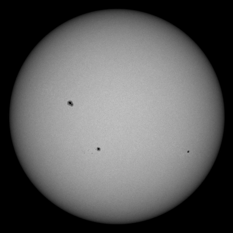 Пятна на Солнце