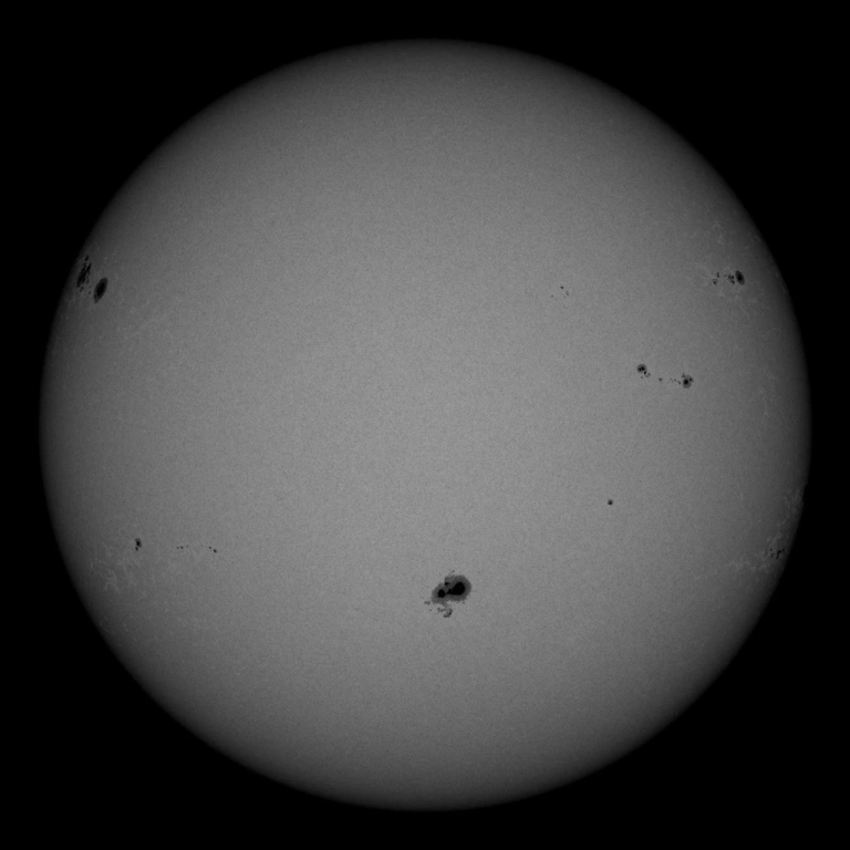 Пятна на Солнце